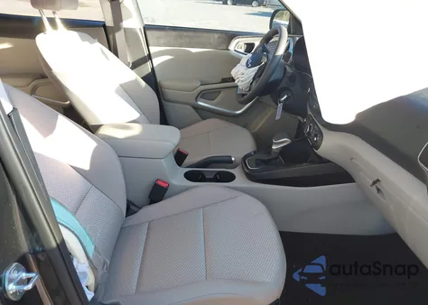 2025 Kia Soul Lx z USA, uszkodzony, nr VIN KNDJ23AU3S7252109